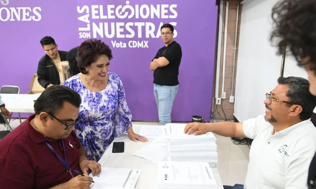 El Instituto Electoral de la Ciudad de México (IECM) inició la distribución de los materiales con la Lista Nominal para la Consulta de Presupuesto Participativo 2025, que se llevará a cabo el próximo 17 de agosto.