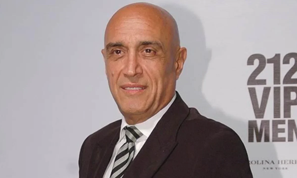 El productor Pedro Torres, creador de Big Brother en México, atraviesa la ELA y comparte encuentros íntimos con su círculo cercano.