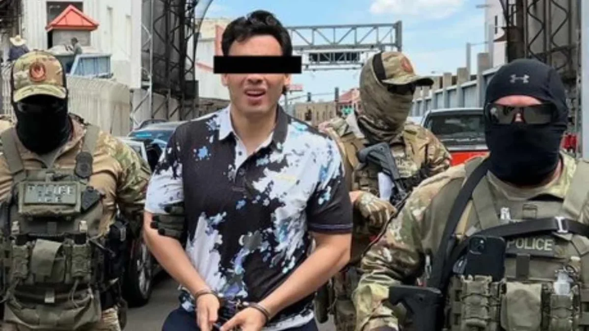 Ronald Johnson, embajador de Estados Unidos, presumió la deportación de Julio César Chávez Jr. a México.