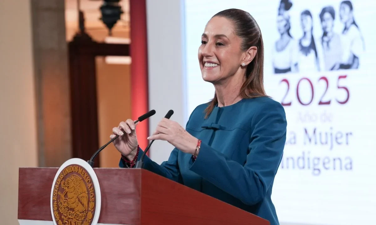 Sigue en vivo y en todo momento la Mañanera del Pueblo de la presidenta Claudia Sheinbaum desde Palacio Nacional.