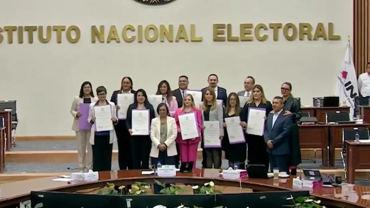 La consejera presidenta del INE, Guadalupe Taddei Zavala, encabezó la entrega de constancias que cierran el proceso electoral extraordinario.