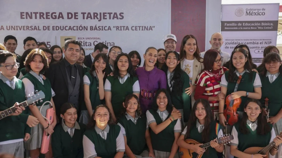 Sheinbaum aseguró que las becas del gobierno federal son universales pues deben asegurar condiciones de igualdad en la educación básica.