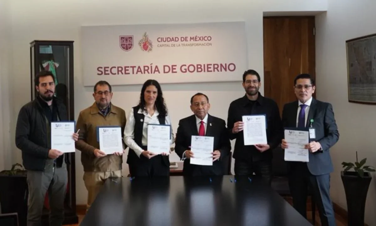 La Fiscalía CDMX, junto con otras instituciones, firmó un convenio para fortalecer los mecanismos de búsqueda de personas en la capital.