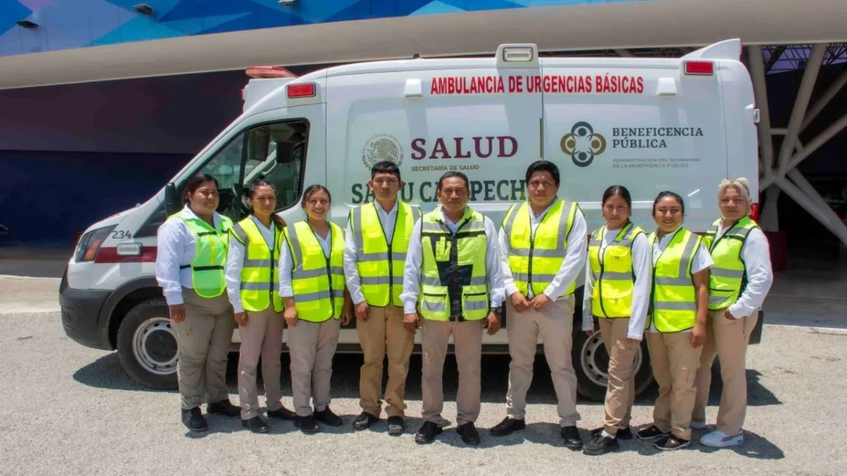 Con la nueva ambulancia optimizarán cobertura y garantizarán una atención oportuna ante cualquier eventualidad en Tikinmul, Campeche.