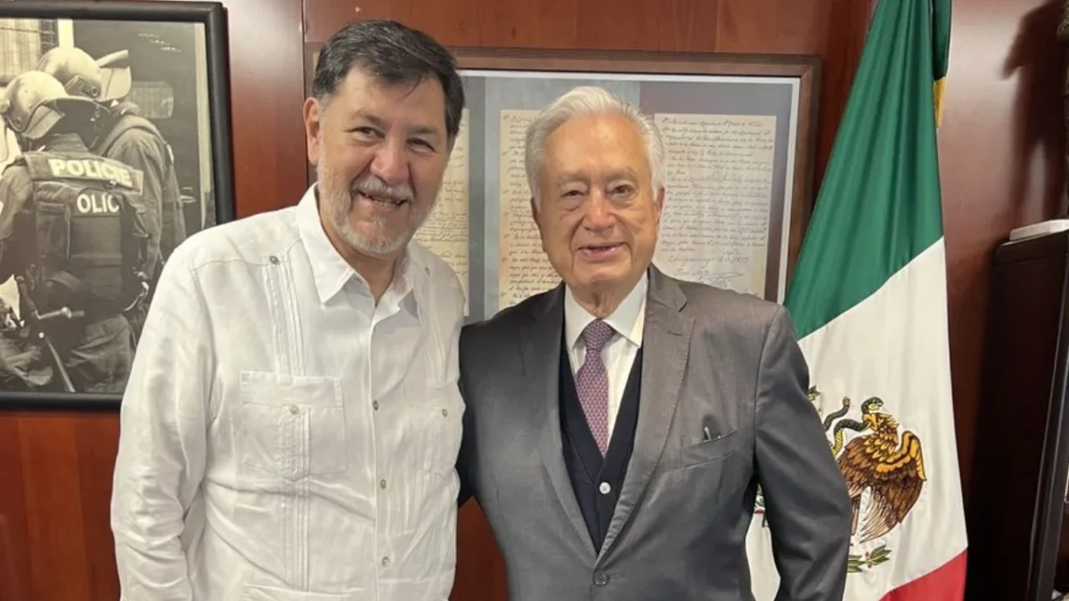 Noroña destacó la actuación del exfuncionario federal Manuel Bartlett en el 2000 y lo definió como un amigo y un patriota.