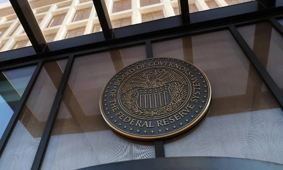 La Inflación anual de Estados Unidos se mantiene en 2.7%.