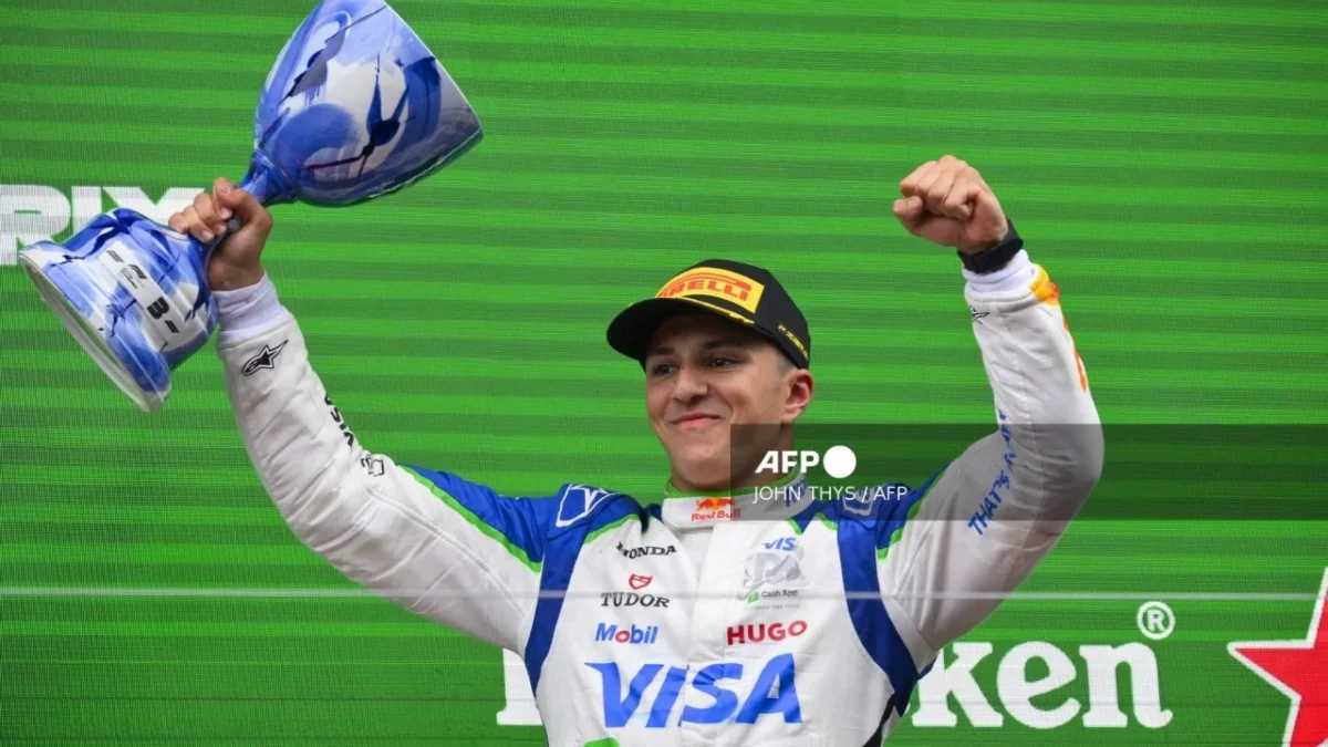 Isack Hadjar logró su primer podio en la F1 tras terminar tercero en el Gran Premio de Países Bajos.