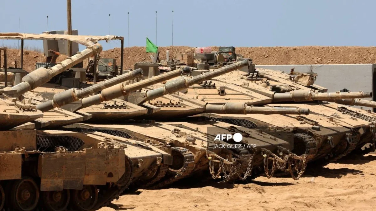 Un alto funcionario del gobierno de Israel aseguró que seguirán exigiendo la liberación de todos los rehenes antes de una tregua en Gaza.