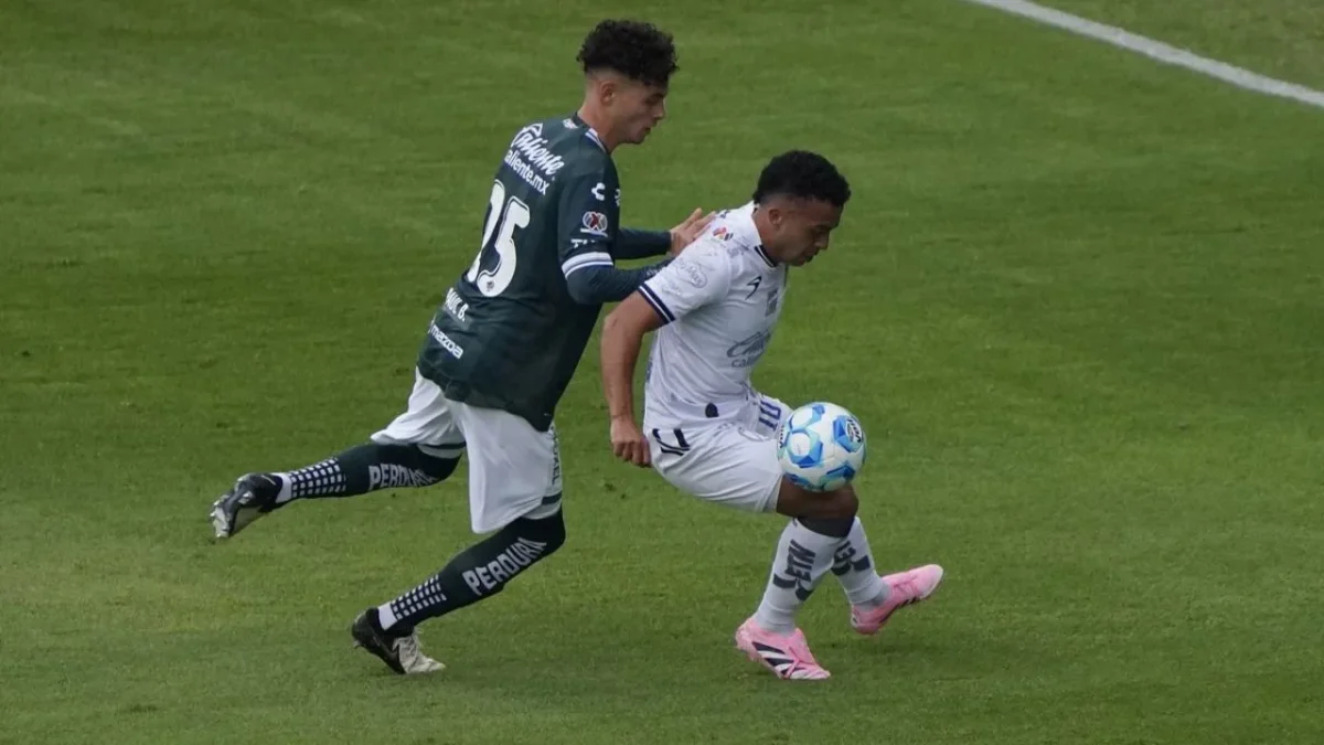 León superó a Querétaro en la jornada 7 con un marcador de 3-0 que dejó a los Gallos Blancos como el segundo peor de la tabla con 4 puntos.