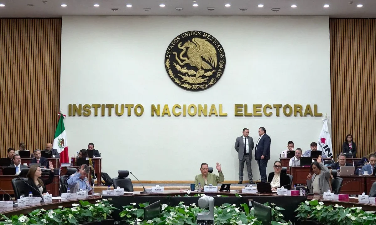 Antes de la discusión de una nueva reforma electoral por Claudia Sheinbaum, el INE cuenta con un fideicomiso de mil 622 millones de pesos