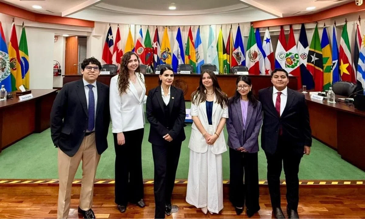 Los mexicanos acudieron a la Corte Interamericana al resultar finalistas en el concurso “que se arme el desarme” organizado en el Congreso.
