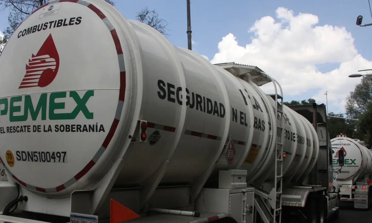 La firma calificadora Moody’s Ratings colocó en revisión la calificación de Pemex.