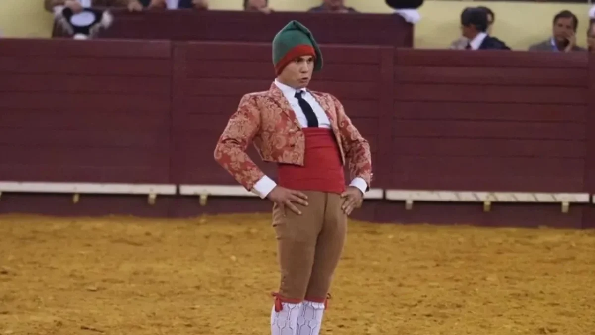 Muere Manuel Trindade, torero lusitano de 22 años de edad, por una cornada de un toro el fin de semana en la Plaza Campo Pequeño, en Portugal.