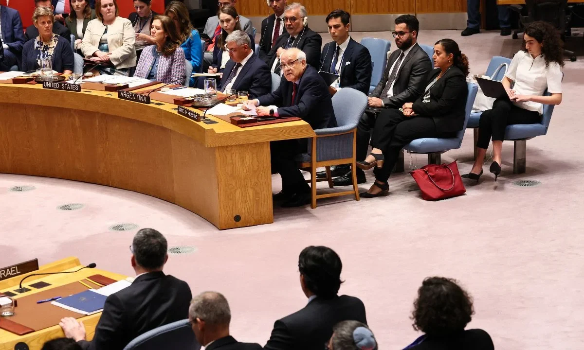 Un alto funcionario de la ONU advirtió el domingo que el plan de Israel para tomar el control de la ciudad de Gaza "probablemente desencadenará otra calamidad" con consecuencias más allá del territorio asediado.