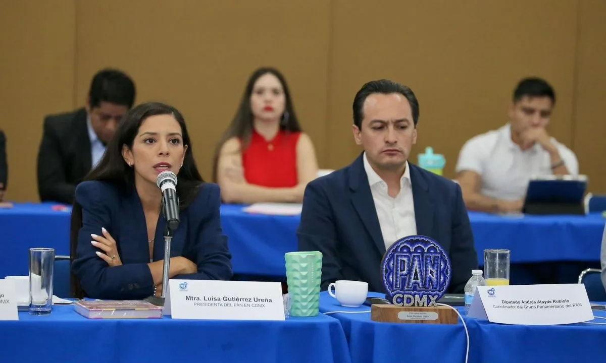 El Grupo Parlamentario del PAN en el Congreso capitalino inició este miércoles los trabajos de su Reunión Plenaria, para definir la agenda legislativa que impulsará la bancada en el Segundo Periodo Ordinario de la Tercera Legislatura.