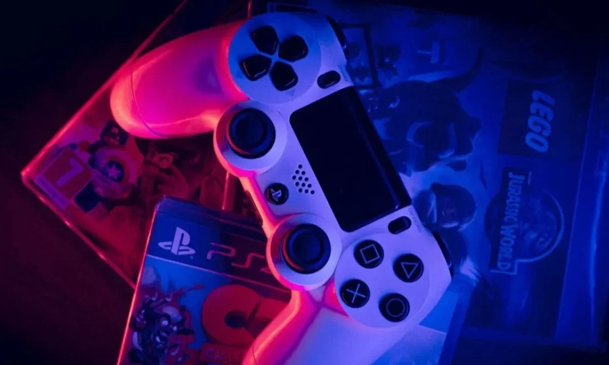 La Profeco exhorta a Sony (titular de la marca PlayStation) a exhibir precios en pesos mexicanos y con monto real a pagar.