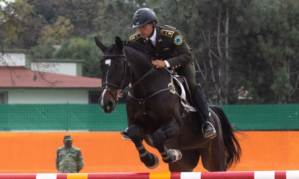 la Federación Ecuestre Mexicana y el Heroico Colegio Militar realizarán evento ecuestre a favor de la Fundación Michou y Mau.