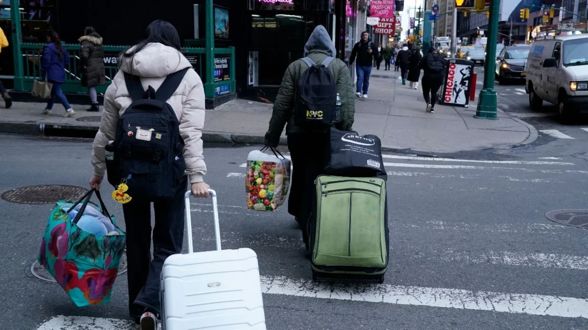 Organizaciones advierten que la ayuda es insuficiente para cubrir rentas, mientras el número de homeless aumenta.