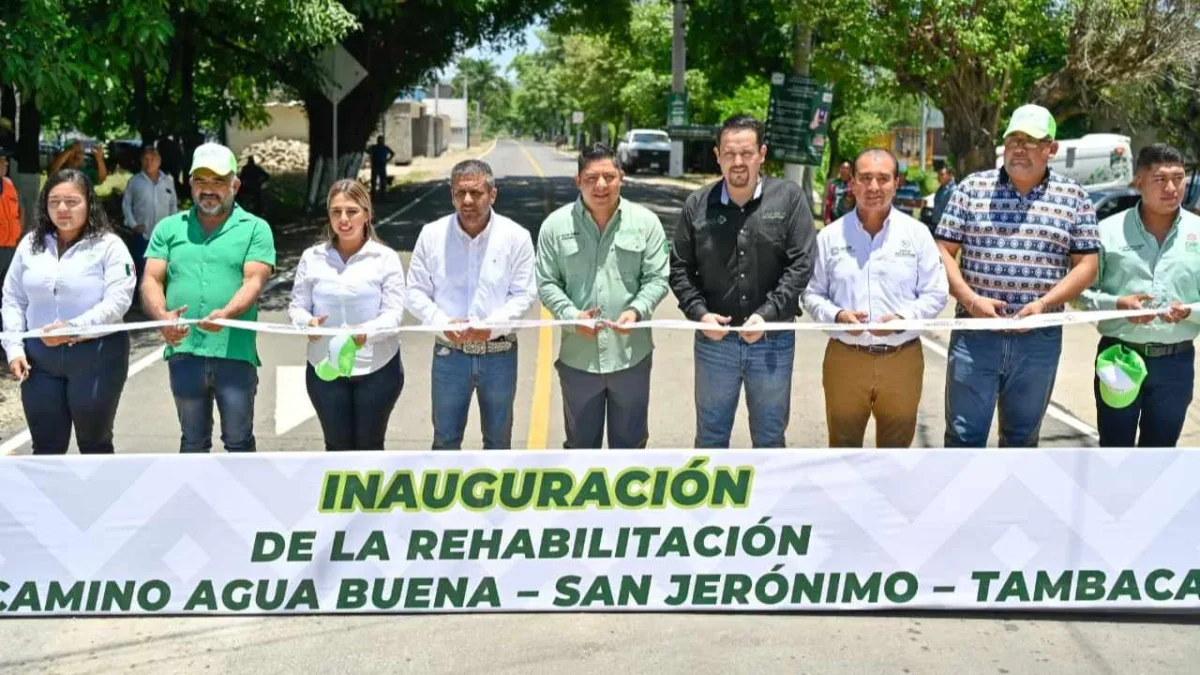 El Gobernador de SLP, Ricardo Gallardo, expande movilidad sin límites en Tamasopo.