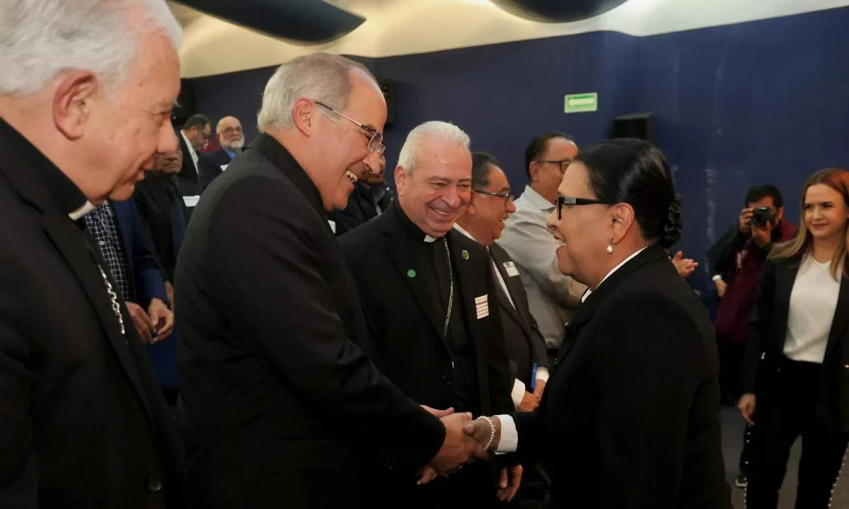 Rosa Icela Rodríguez se reunió con representantes religiosos para fortalecer la colaboración en acciones por la paz y la inclusión.