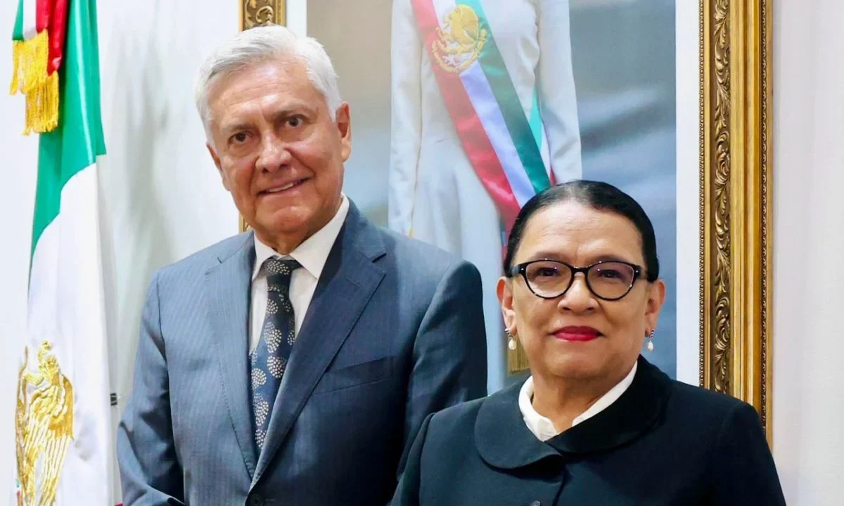 La presidenta Sheinbaum designó a Cristóbal Arias como nuevo titular del Tribunal Federal de Conciliación y Arbitraje.