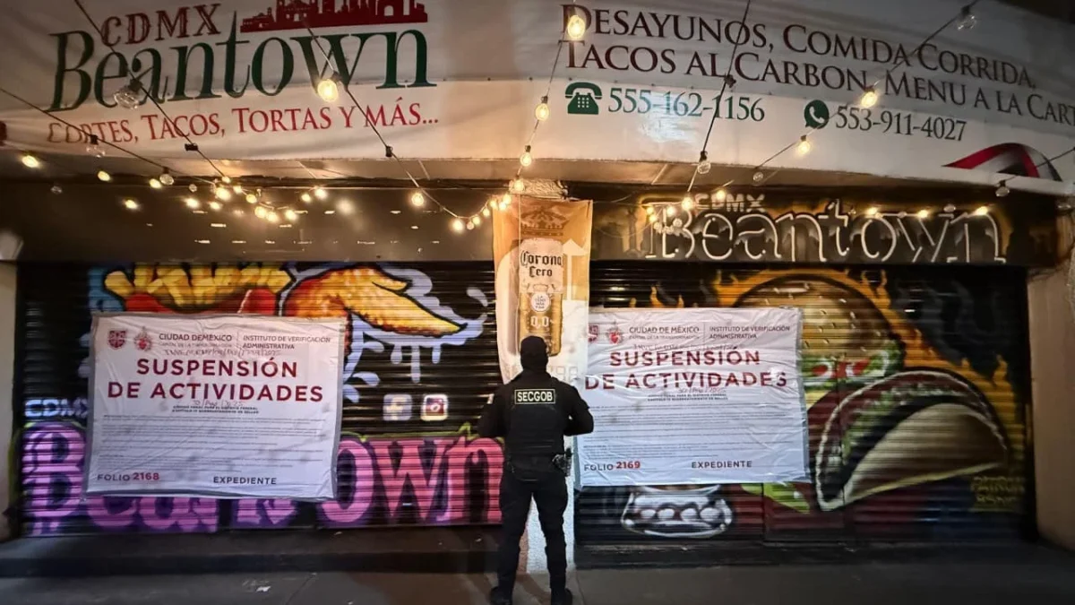 Personal de la Secretaría de Gobierno supervisó chelerías en CDMX, suspendiendo establecimientos que incumplieron la normativa vigente.