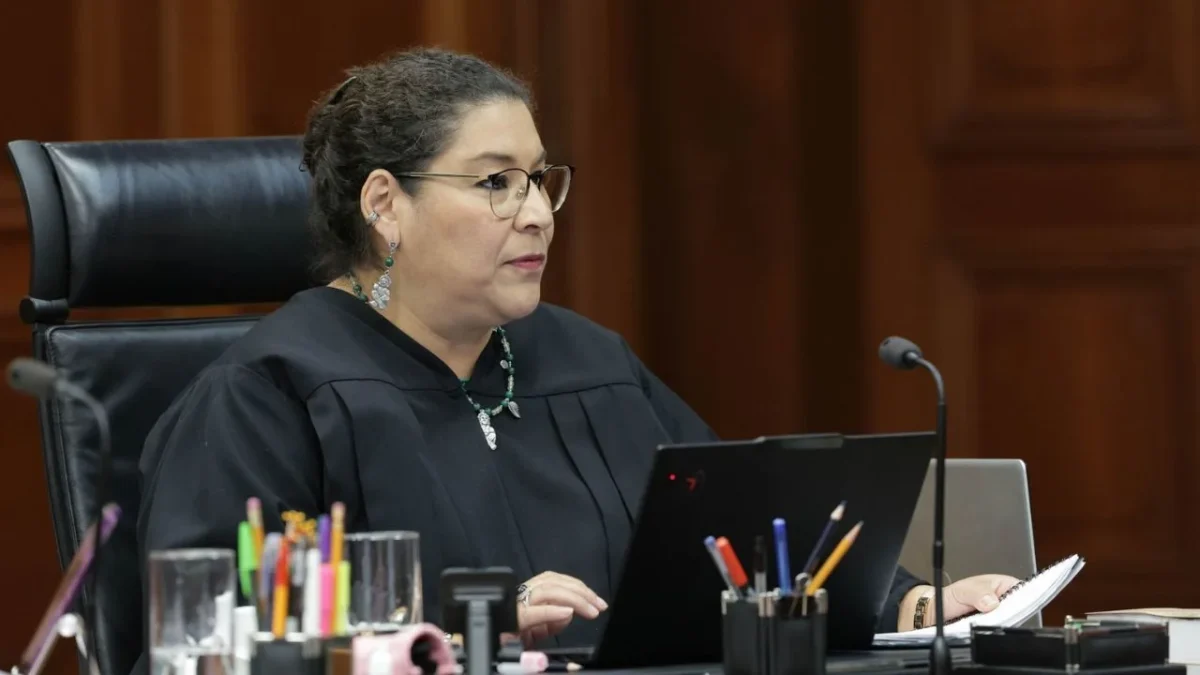 Termina la era de la SCJN que entregó recursos públicos a particulares y extranjeros, aseguró la ministra Lenia Batres.