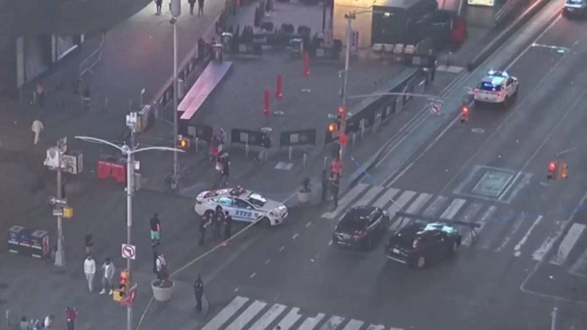 Tiroteo en Times Square deja a tres personas heridas