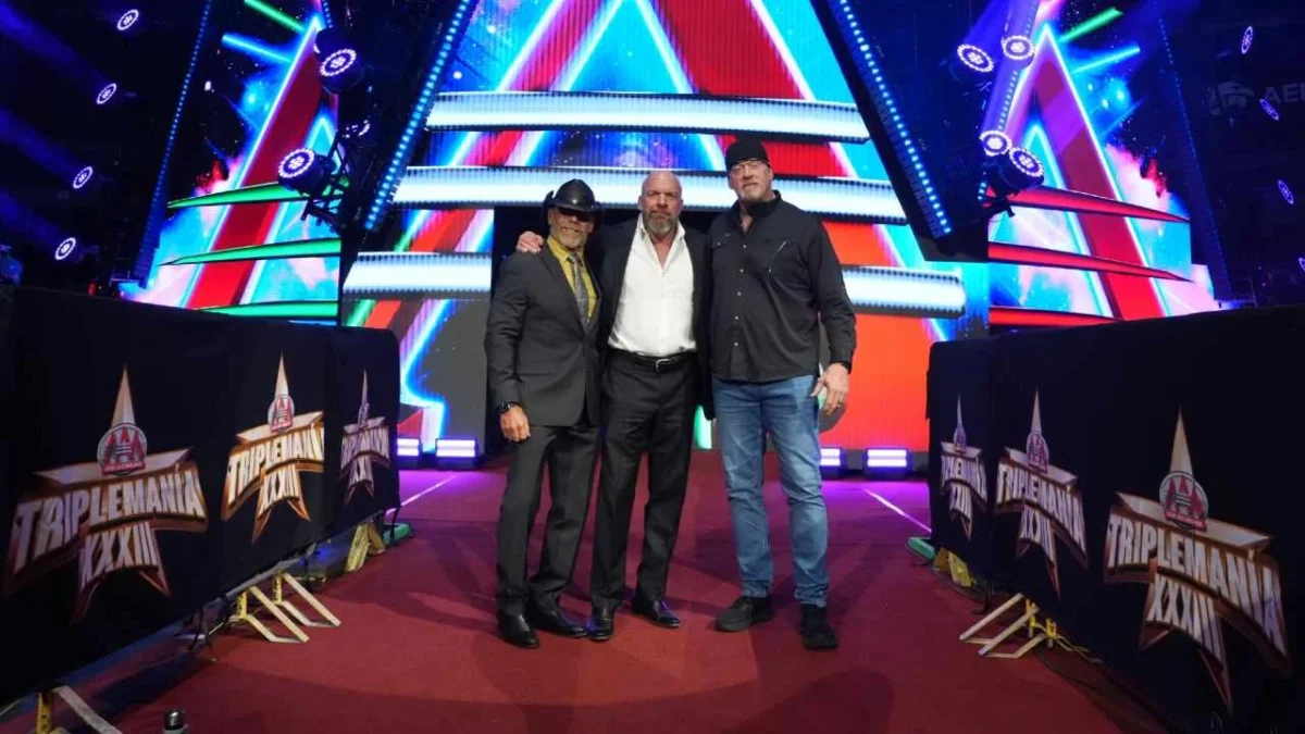 Triple H, Shawn Michaels y The Undertaker estarán presentes en el evento de Triplemanía XXXIII.