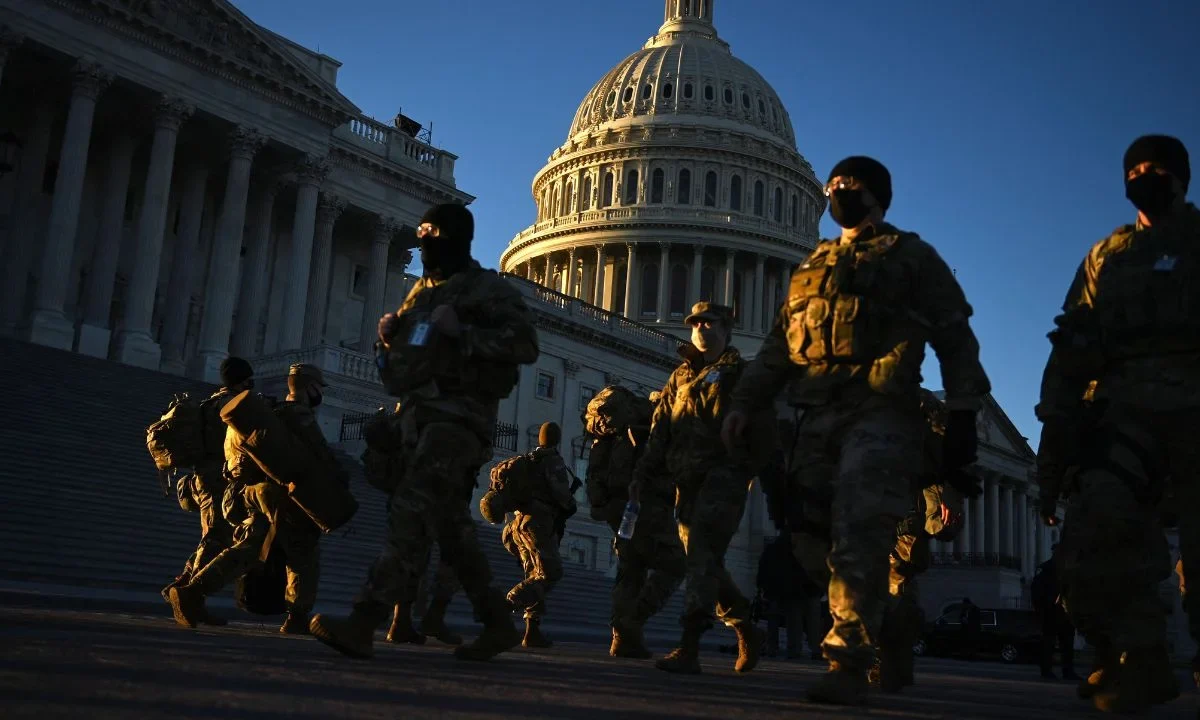 Donald Trump amplió su estrategia militar de intervención en ciudades, pasando de redadas migratorias en Los Ángeles a Washington D.C.