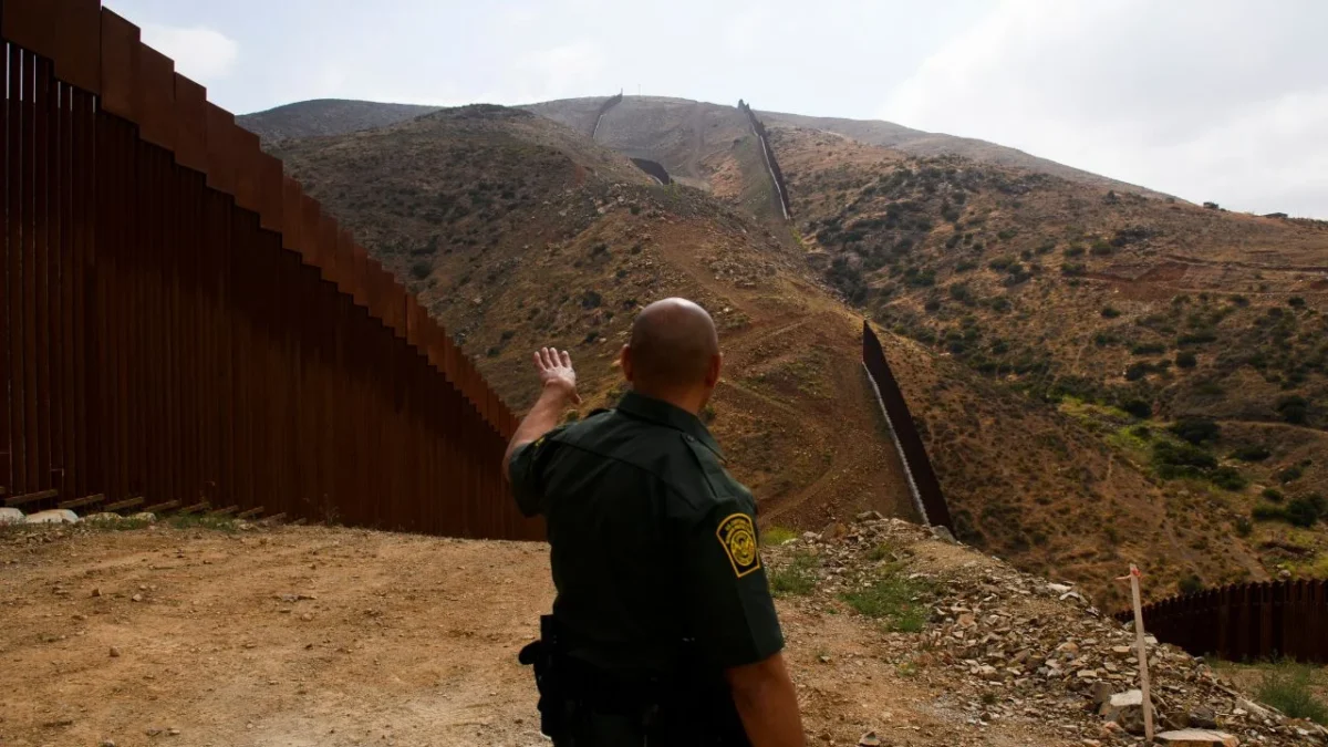 Trump volvió a poner a México en el centro de su discurso y se atribuyó un “milagro” migratorio, asegurando que México y Canadá “hacen lo que les decimos”