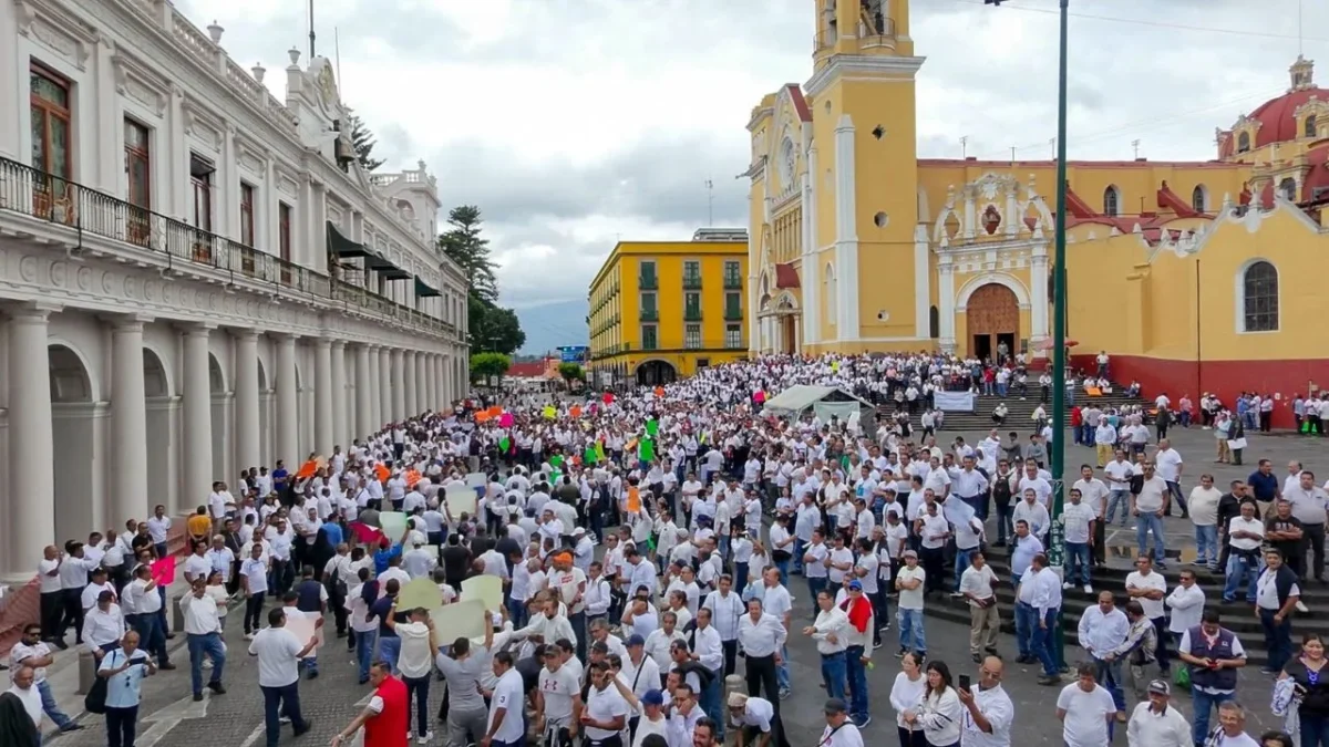 El 28 de julio pasado, taxistas se manifestaron para exigir justicia para la maestra jubilada Irma Hernández y tarifas justas.