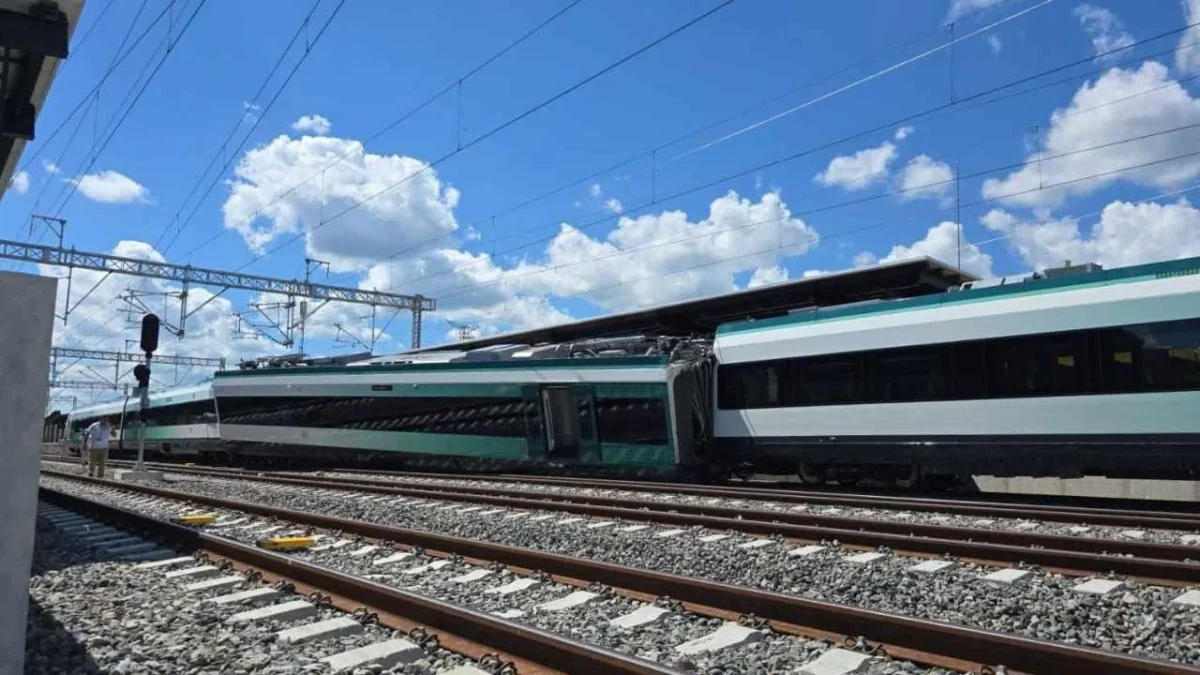 La Secretaría de la Defensa Nacional (Defensa) informó que ya se investiga "el percance de vía" que sufrió el Tren Maya.
