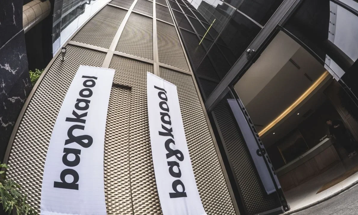 Bankaool continúa su modelo híbrido que combina la atención personalizada