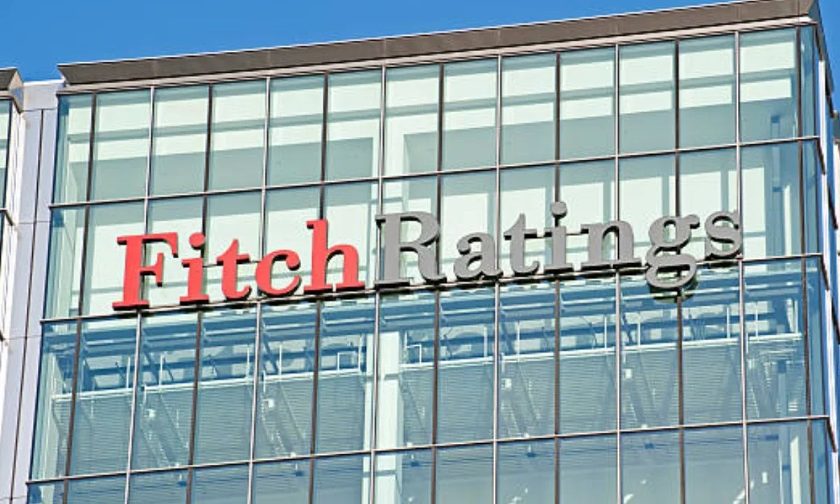 Fitch advierte que el presupuesto de 2026 suaviza el ritmo de consolidación fiscal