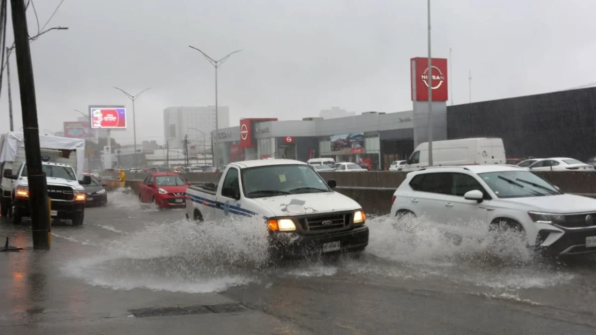 Canal de baja presión provocará lluvias intensas en 9 entidades, toma precauciones