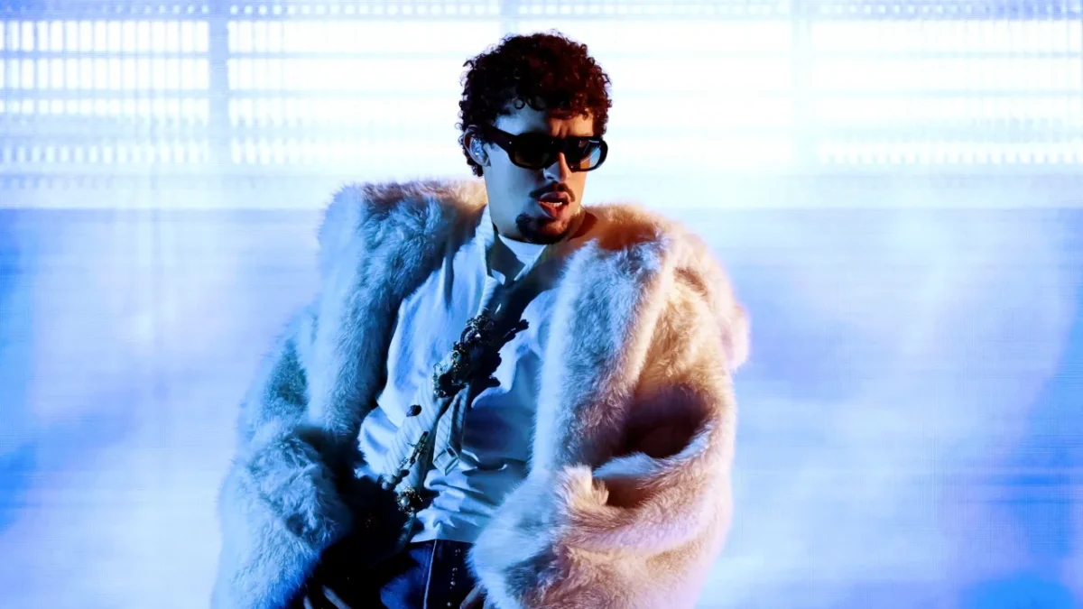 Bad Bunny lidera la lista de nominados para los Latin Grammy 2025.
