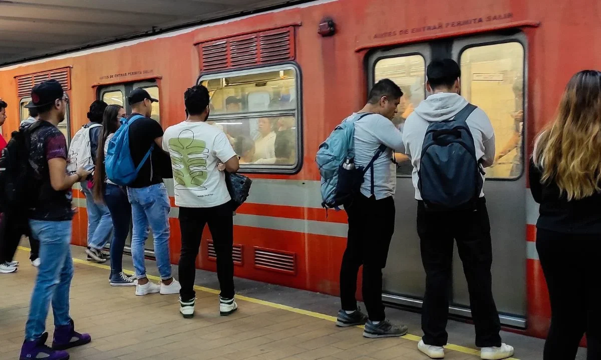 El próximo martes 16 de septiembre, las 12 líneas del Metro darán servicio manteniendo el horario de domingos y días festivos.