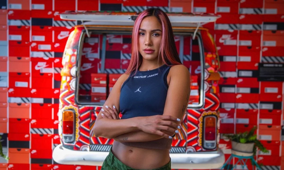 Karina Celis es una bailarina profesional con más de una década de trayectoria.