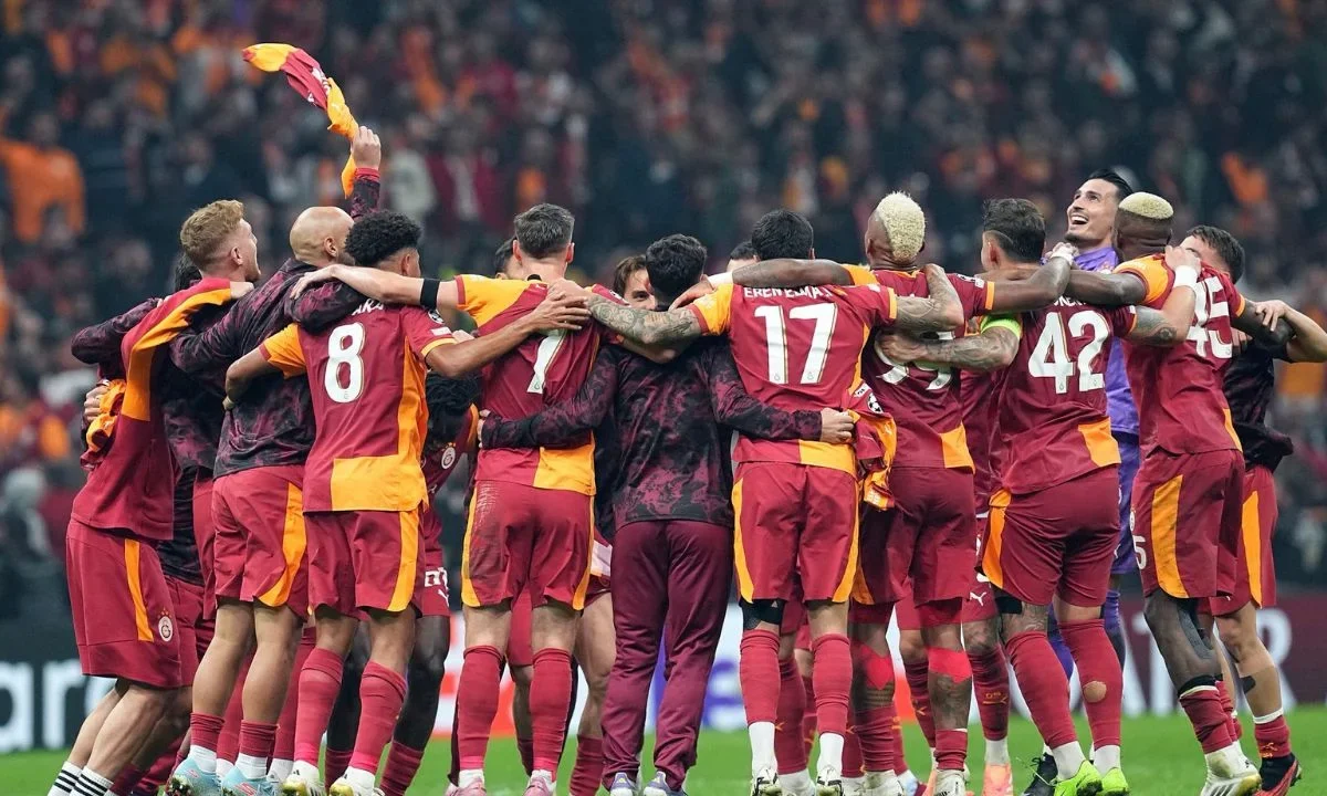 Victor Osimhen guió al Galatasaray a la sorpresa sobre el Liverpool