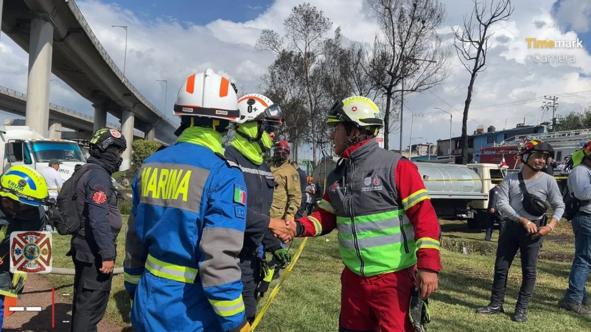 Marina apoya labores de emergencia por explosión de pipa en Puente de la Concordia