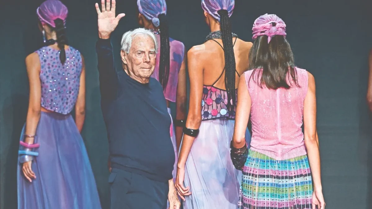 El funeral del diseñador será privado, aunque se abrirá una capilla ardiente al público el fin de semana en el Armani Teatro.