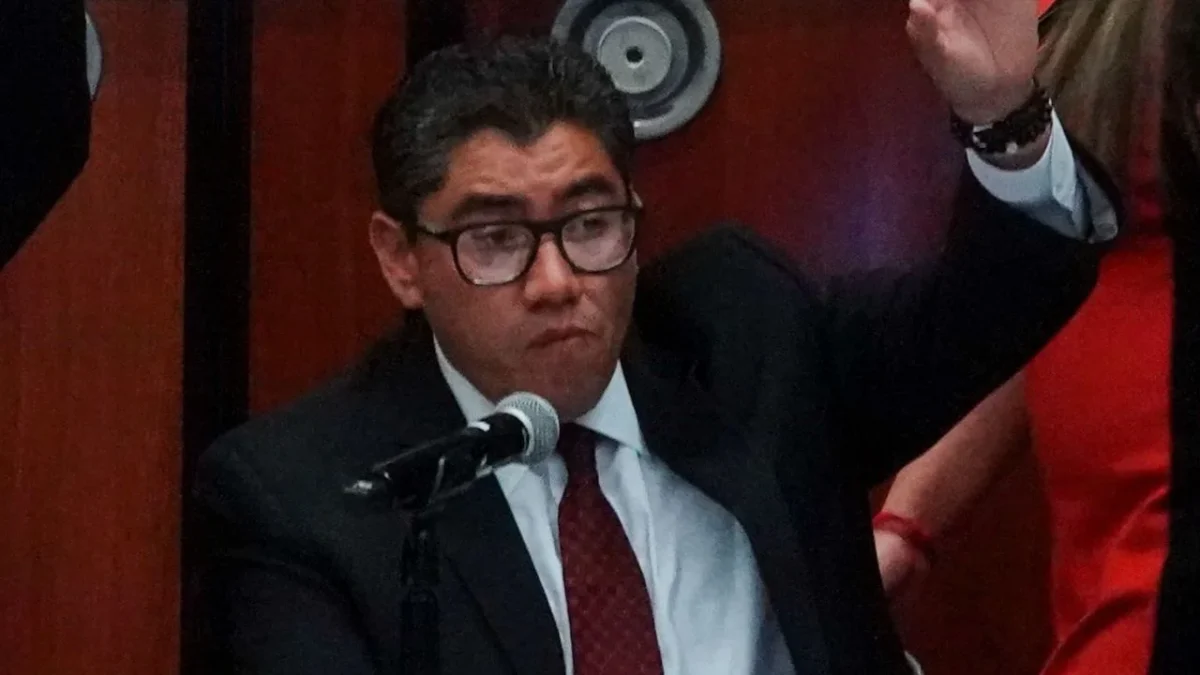 Acusación. El senador del guinda, Saúl Monreal, afirmó, en un vídeo que luego borró, que un grupo manipula a su hermano, el gobernador David Monreal.