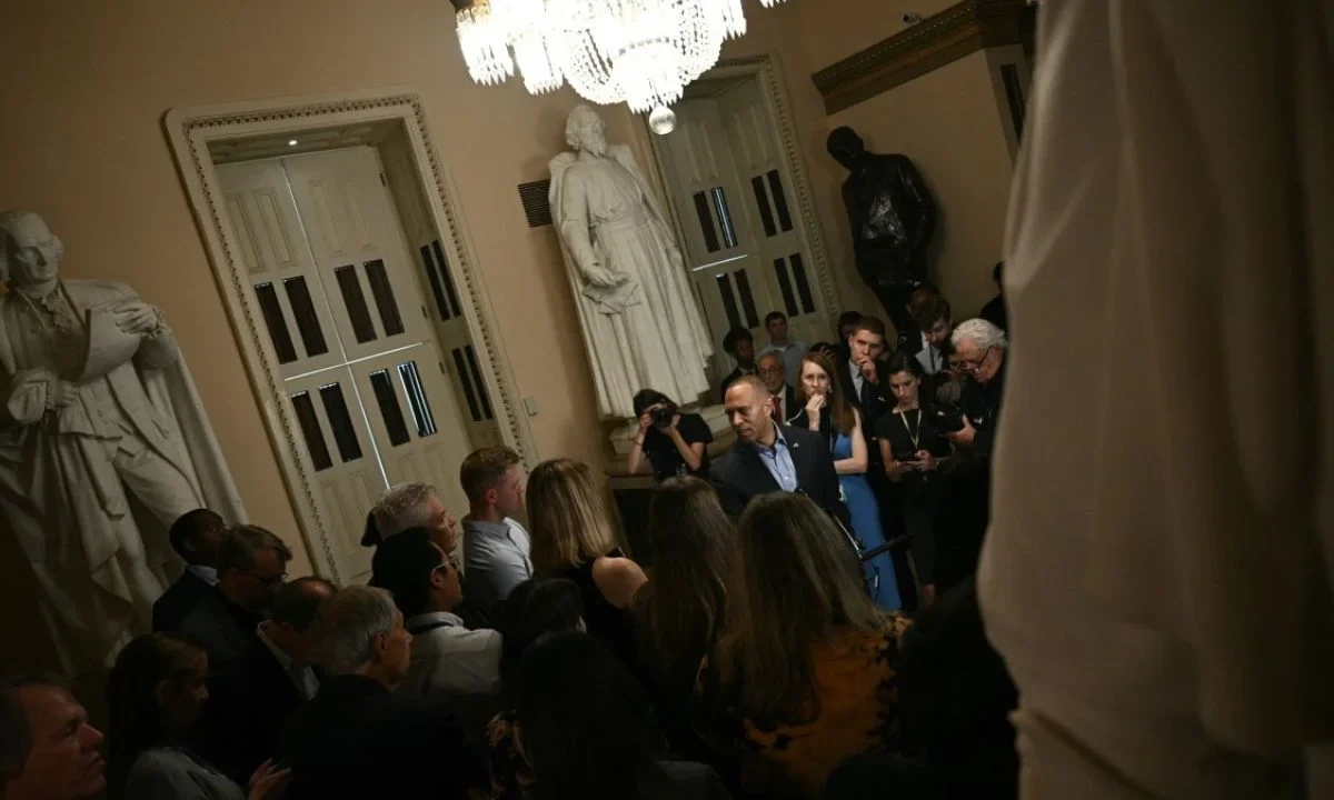 A contrarreloj, legisladores buscan frenar parálisis presupuestal en EU
