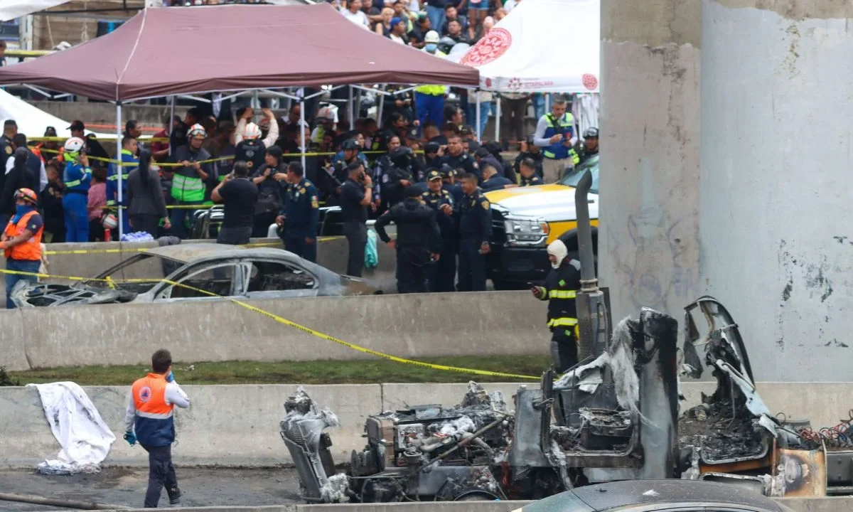 Explosión de pipa de gas en Puente de la Concordia