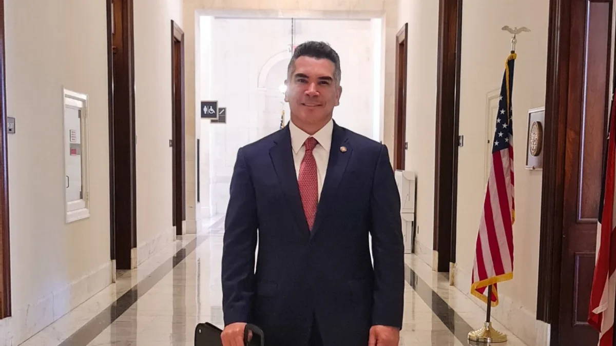 El senador Alejandro “Alito” Moreno se encuentra en Washington promoviendo su postura contra el Gobierno de Claudia Sheinbaum.