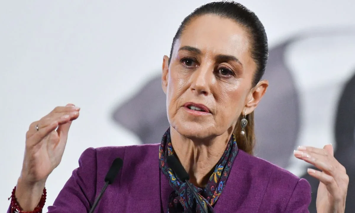 Asegura Sheinbaum que no se mete en la vida del Congreso, pide elevar el debate