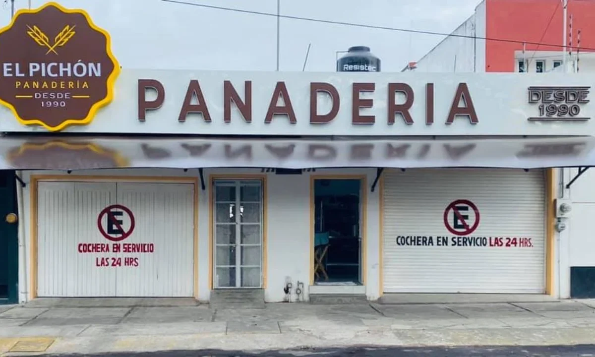 Cinco hombres y una mujer fueron asesinados mientras trabajaban en una panadería en Colima, por sujetos armados que irrumpieron en el local.