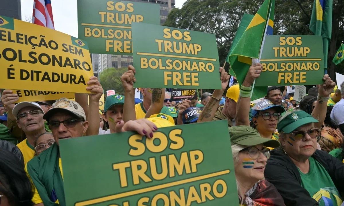 Decenas de miles de seguidores de Jair Bolsonaro tomaron las calles en São Paulo, Río de Janeiro y otras ciudades de Brasil.