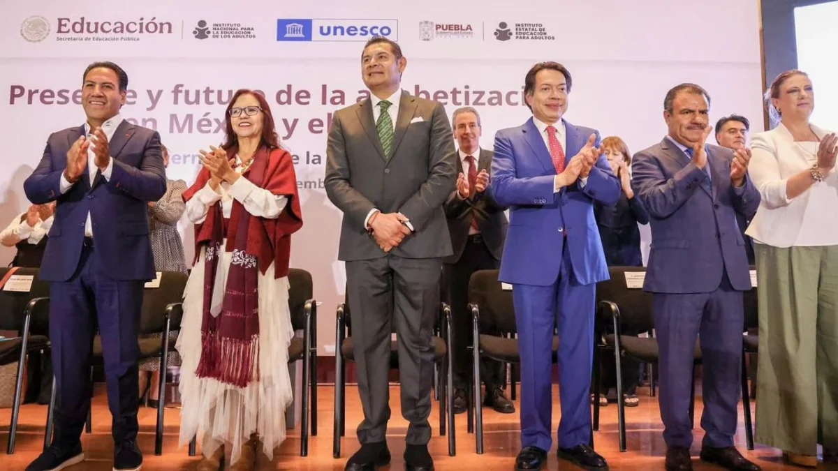 Buscan SEP, Chiapas y Puebla combatir el analfabetismo